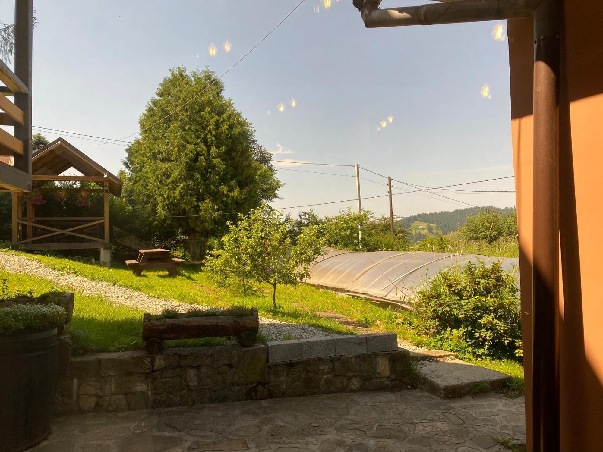 Khatky Na Penkakh Vorohta Exterior foto